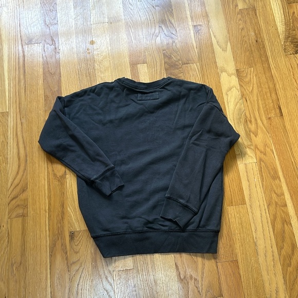 Girls graphic dark gray sweatshirt size 9/10 - Picture 3 of 3